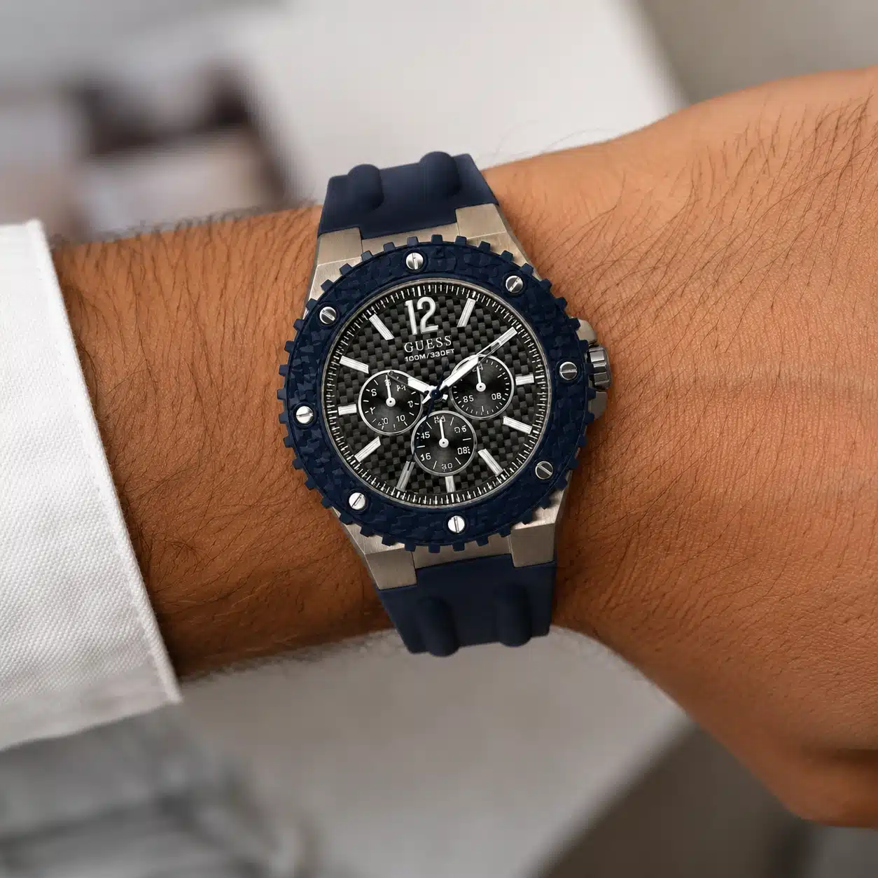 Ανδρικό ρολόι Guess μπλε σιλικόνη 45mm W11619G2 Ανδρικό ρολόι Guess μπλε σιλικόνη 45mm W11619G2
