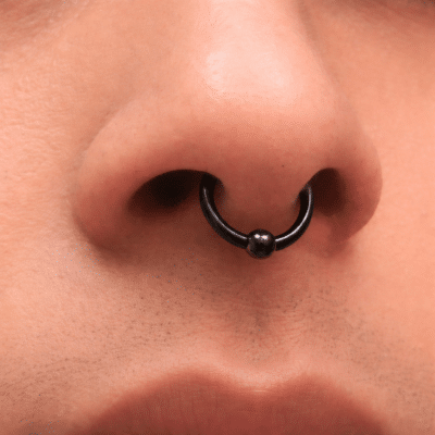 Μαύρο Piercing Κρίκος με Μπίλια – Κλασικό Σχέδιο SS0090/92