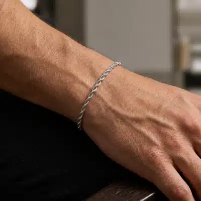 Ασημί ανδρικό ατσάλινο βραχιόλι – Κομψή αλυσίδα καρπού CAT0028