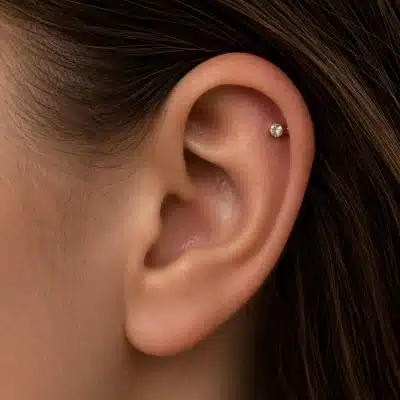 Χρυσό Helix Piercing με Λευκό Ζιργκόν SS247
