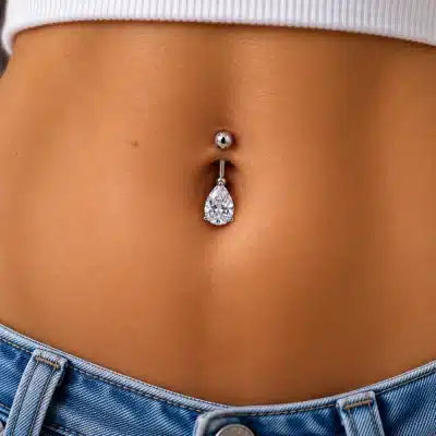 Piercing Αφαλού με Λευκό Ζιργκόν Δάκρυ SA1077